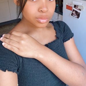 Meet your Posher, Shay